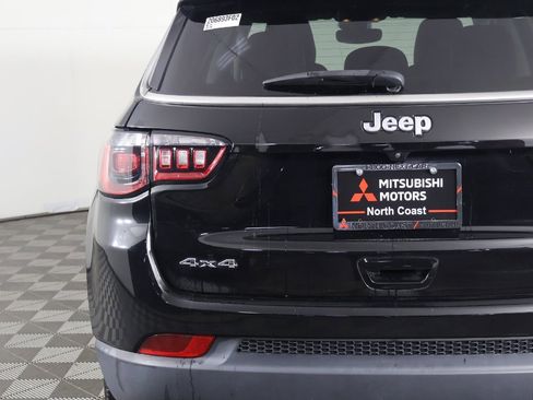 Used 2022 Jeep Compass Latitude image 15