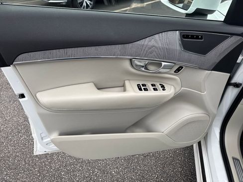 Used 2024 Volvo XC90 B6 Plus w/ Protection Package Premier image 12