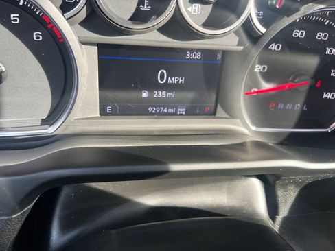 Used 2022 Chevrolet Silverado 1500 LT image 14