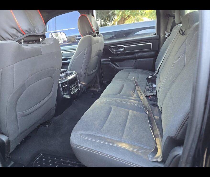 Used 2019 RAM 1500 Big Horn AWD/4WD image 7