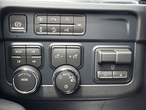 New 2026 Chevrolet Tahoe LS w/ Max Trailering Package AWD/4WD image 4