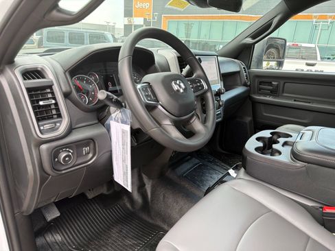 New 2027 RAM 4500 Tradesman AWD/4WD image 10