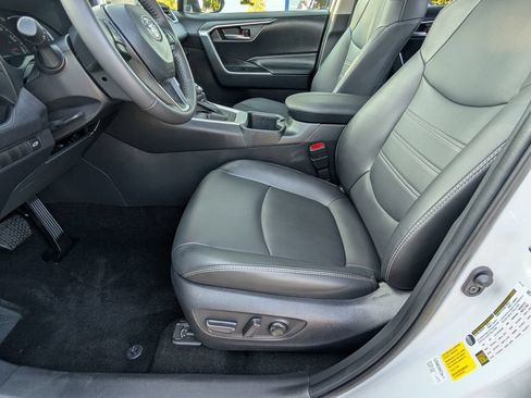 Used 2025 Toyota RAV4 XLE Premium FWD image 13