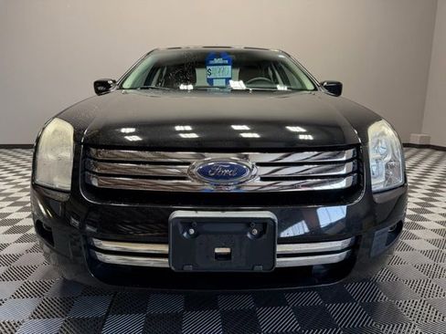 Used 2009 Ford Fusion SE image 3