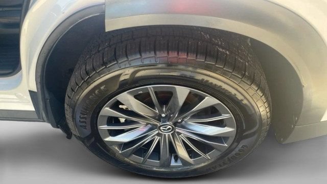 Used 2025 MAZDA CX-70 3.3 Turbo w/ Preferred Package AWD/4WD image 4