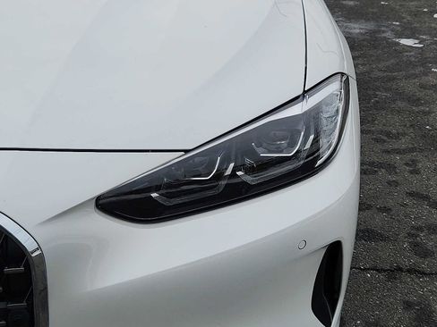 Certified 2023 BMW 430i xDrive Convertible w/ Premium Package image 9