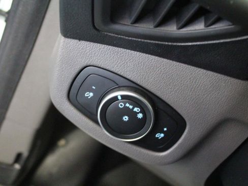 Used 2020 Ford Transit Connect XL image 11