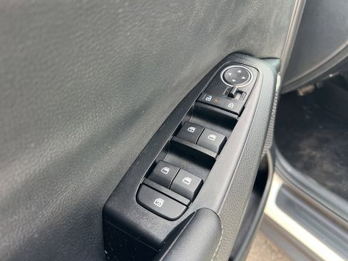 Certified 2025 Kia Seltos SX image 11