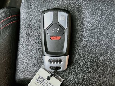 Used 2018 Audi A4 2.0T Premium Plus w/ Premium Plus Package AWD/4WD image 11