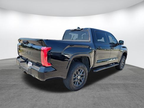 Used 2024 Toyota Tundra Platinum AWD/4WD image 5
