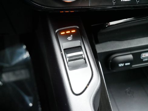 Used 2025 Kia Telluride S image 21