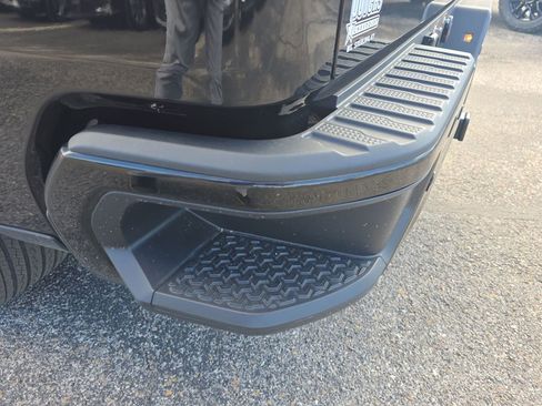 New 2025 Chevrolet Silverado 1500 RST w/ Convenience Package II AWD/4WD image 13