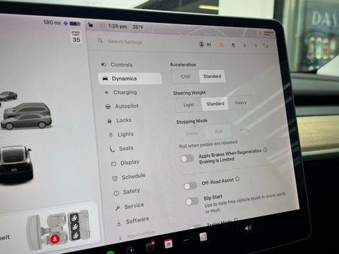 Used 2021 Tesla Model Y Long Range image 60