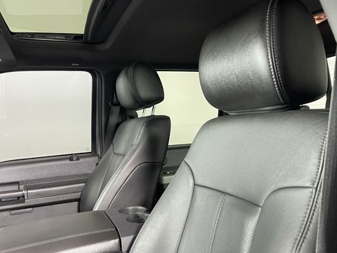 Used 2013 Ford F250 Lariat w/ Lariat Ultimate Pkg AWD/4WD image 16
