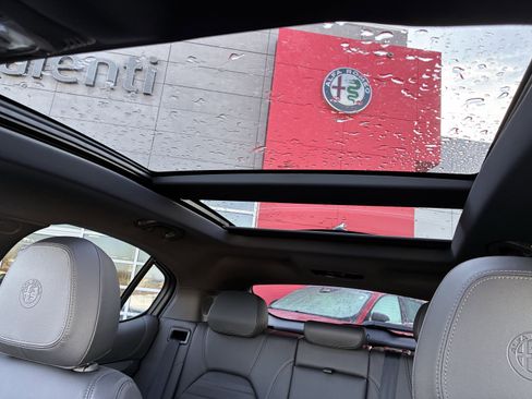 New 2026 Alfa Romeo Stelvio Sprint image 27