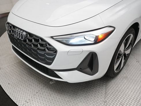 New 2025 Audi A5 2.0T Premium image 23