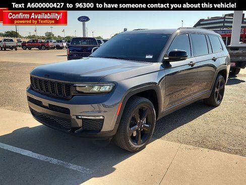 Used 2023 Jeep Grand Cherokee L Limited w/ Black Appearance Package AWD/4WD image 1
