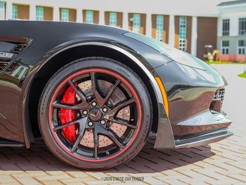 Used 2016 Chevrolet Corvette Z06 w/ Z07 Performance Package RWD image 11