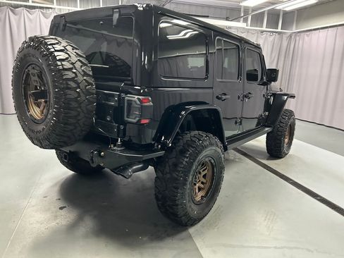 Used 2021 Jeep Wrangler Unlimited Rubicon w/ Xtreme Recon 35" Tire Package image 7