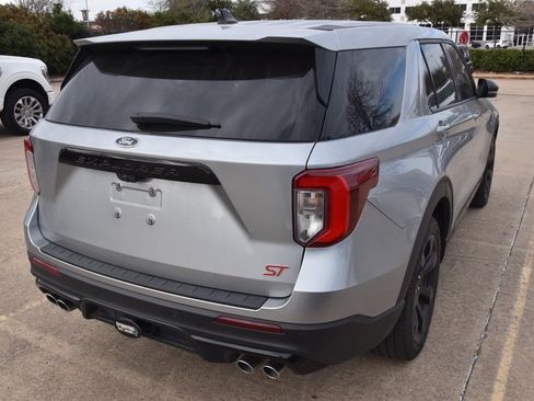 Certified 2022 Ford Explorer ST w/ Equipment Group 401A image 7