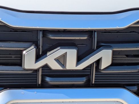 New 2025 Kia Telluride S image 13