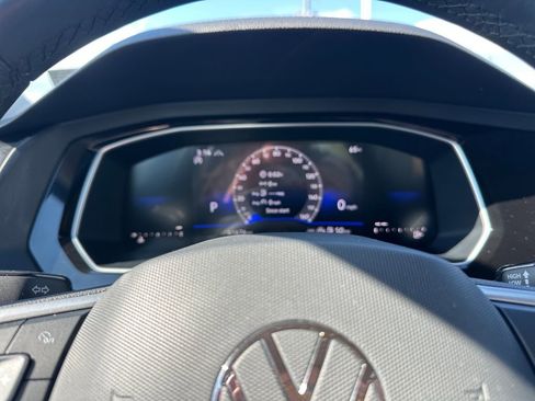 Used 2024 Volkswagen Jetta SE FWD image 20