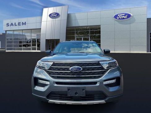 Certified 2022 Ford Explorer XLT w/ Equipment Group 202A AWD/4WD image 7