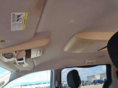 Used 2013 Dodge Grand Caravan SE FWD image 12