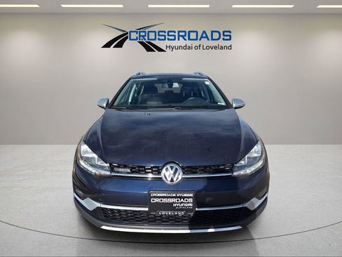 Used 2018 Volkswagen Golf Alltrack SE image 8