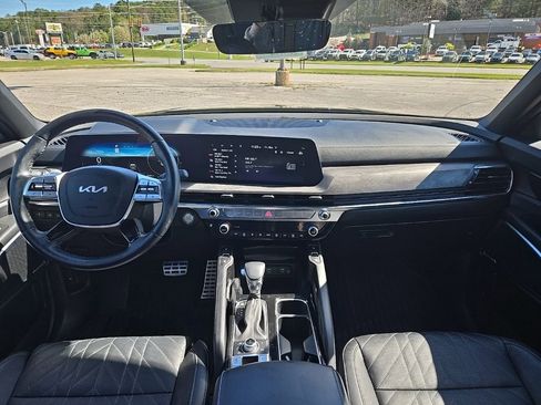 Used 2025 Kia Telluride SX X-Line AWD/4WD image 3