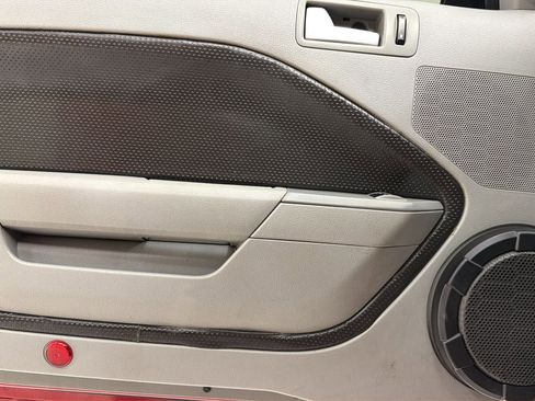 Used 2006 Ford Mustang GT image 21