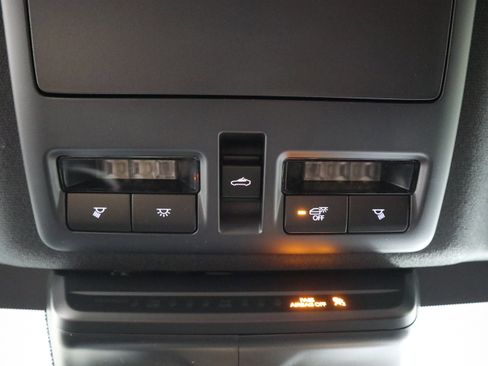 New 2026 MAZDA MAZDA3 Carbon image 32