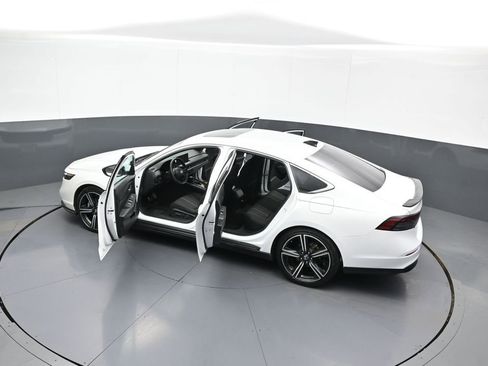 Certified 2023 Honda Accord Sport image 43