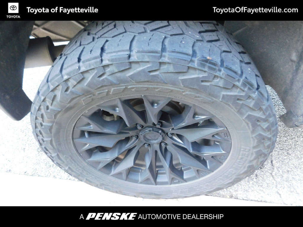 Used 2023 RAM 1500 Laramie AWD/4WD image 7