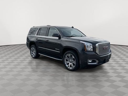 Used 2016 GMC Yukon Denali w/ Open Road Package image 2