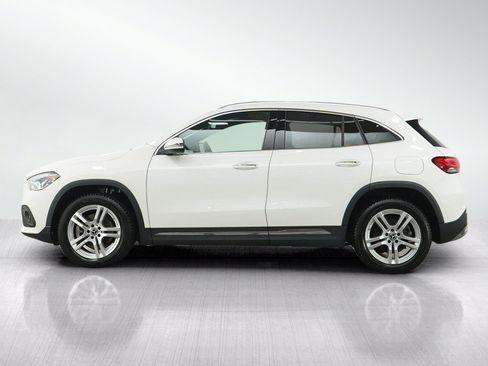 Used 2022 Mercedes-Benz GLA 250 4MATIC image 2