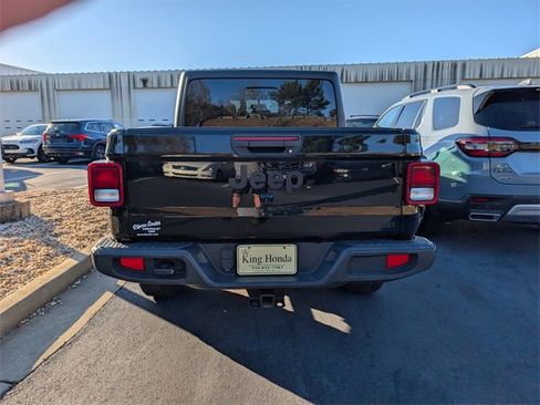 Used 2020 Jeep Gladiator Sport w/ Quick Order Package 24S image 4