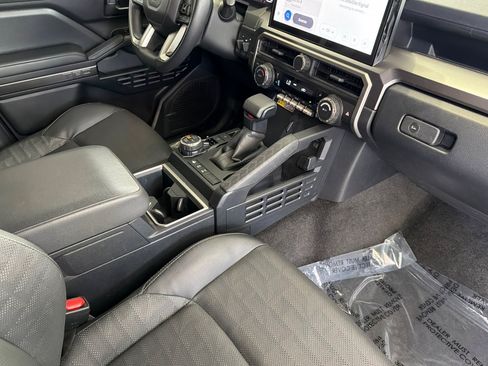 Used 2025 Toyota 4Runner TRD Off-Road Premium w/ Tow Technology Package AWD/4WD image 20