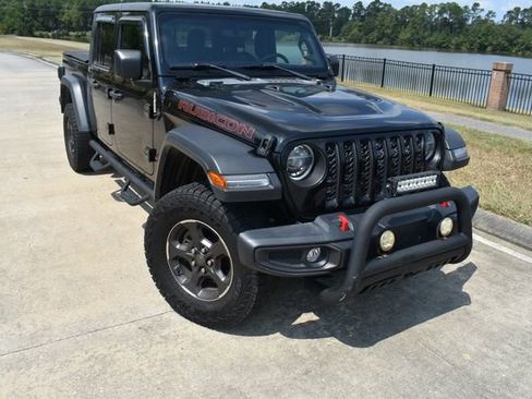 Used 2022 Jeep Gladiator Rubicon w/ LED Lighting Group image 2