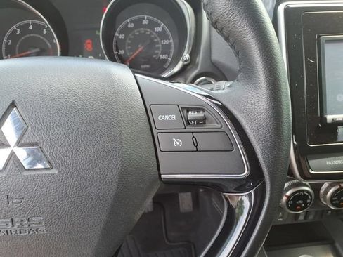 Used 2020 Mitsubishi Outlander Sport SE FWD image 20