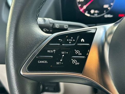 Used 2025 Mercedes-Benz GLA 250 image 29