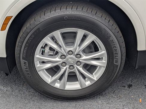 New 2026 Cadillac XT5 Luxury w/ LPO, Floor Liner Package image 13