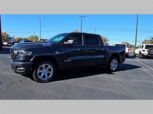 New 2026 RAM 1500 4x4 Crew Cab image 20