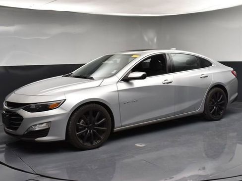 Used 2022 Chevrolet Malibu LT FWD image 4