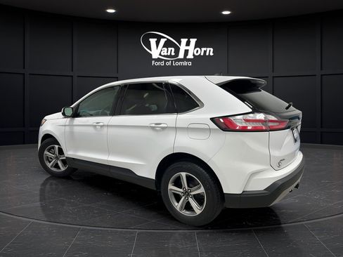 Used 2024 Ford Edge SEL w/ Convenience Package AWD/4WD image 5