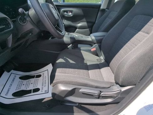 Used 2023 Honda HR-V LX image 28