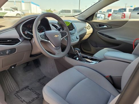 Used 2023 Chevrolet Malibu LS FWD image 10
