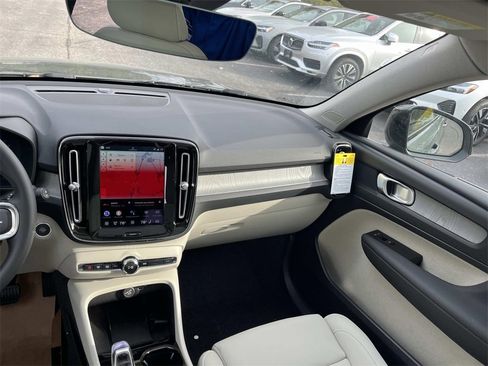 New 2026 Volvo XC40 B5 Plus w/ Protection Package Premier image 15