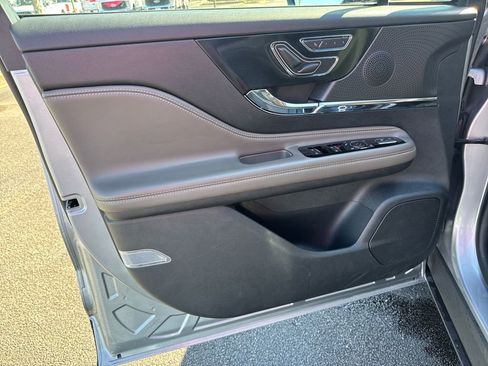 Used 2023 Lincoln Corsair FWD w/ Equipment Group 101A image 16