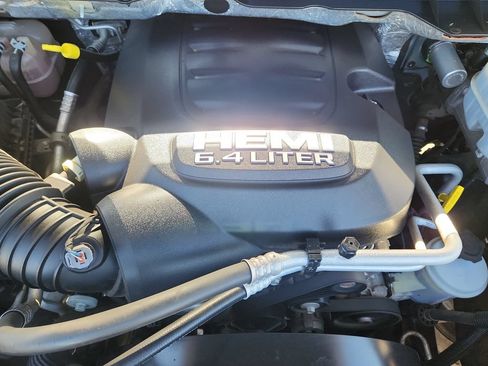 Used 2016 RAM 2500 Tradesman w/ Chrome Appearance Group AWD/4WD image 22